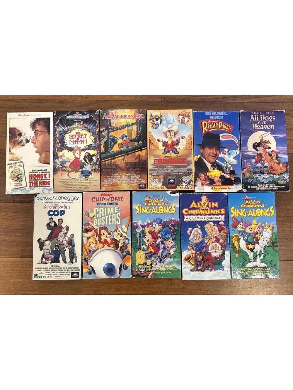 11 Cartoon VHS Family lot Inc. Alvin and the Chipmunks, Chip & Dale Ex..